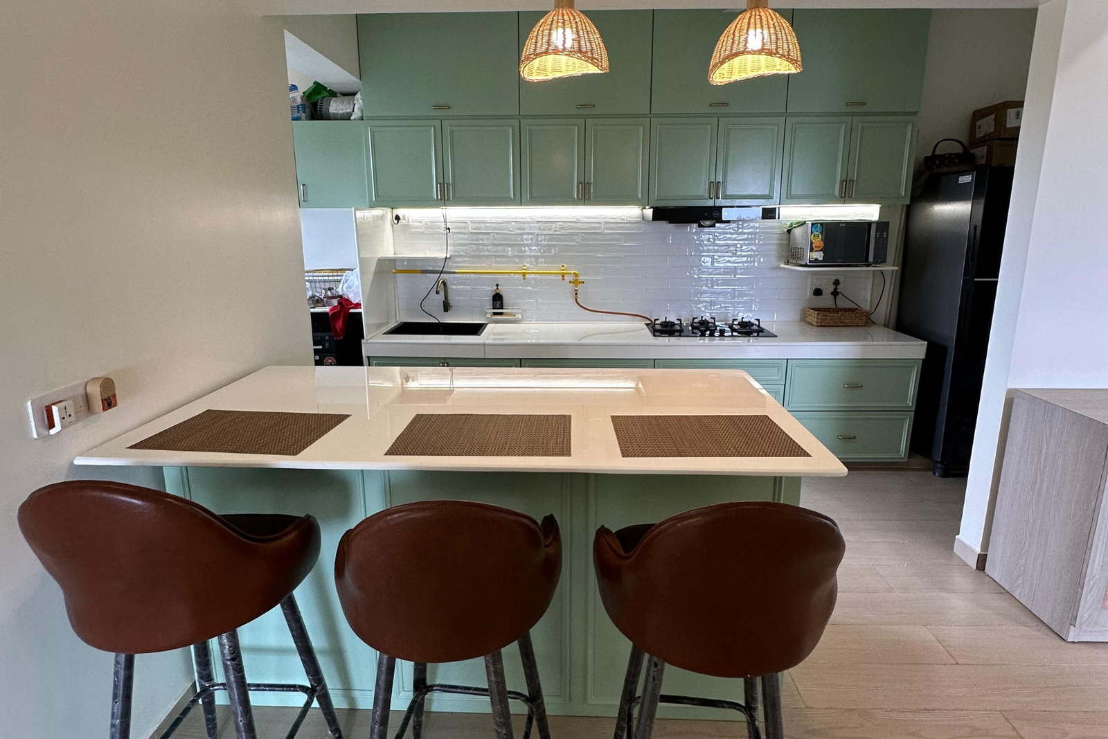 Kitchen breakfast counter design Shela KBEX