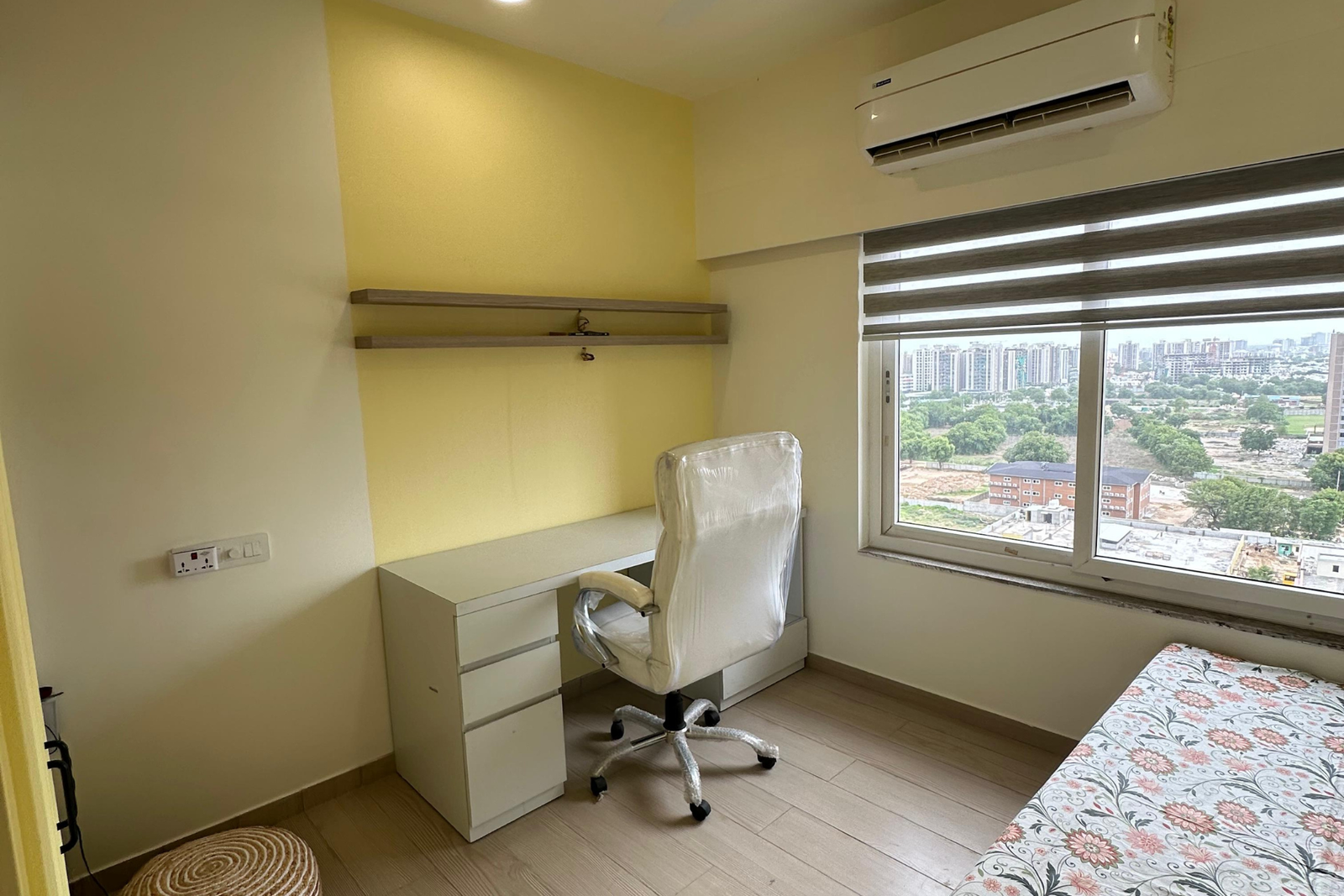 Yellow bedroom study desk window Shela KBEX
